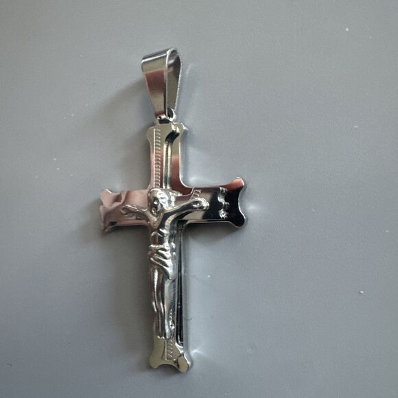 Stainless Steel Saint Jesus Christ Crucifix Pendant Chain Necklace Unisex Silver - Picture 2 of 6